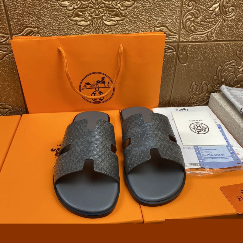 H**mes slippers